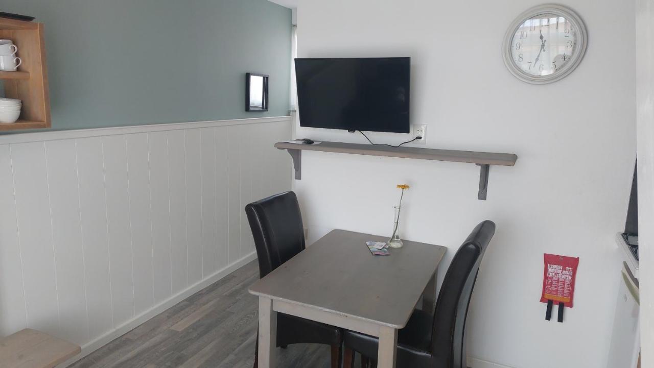 Appartement Vlakbij Strand En Centrum 佐特兰德 外观 照片